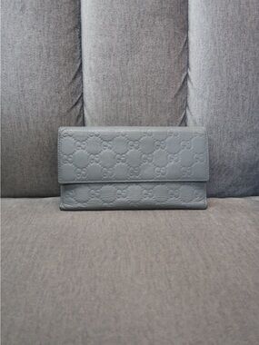Gucci Embossed GG Leather Wallet in Light Gray